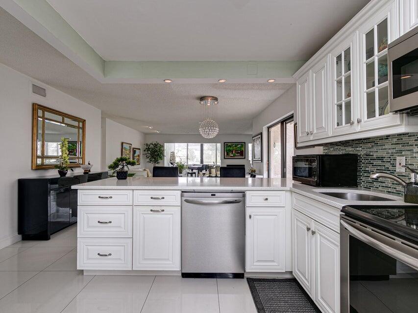 9264 Vista Del Lago 24-i, Boca Raton, FL 33428, Boca Raton - Photo 3