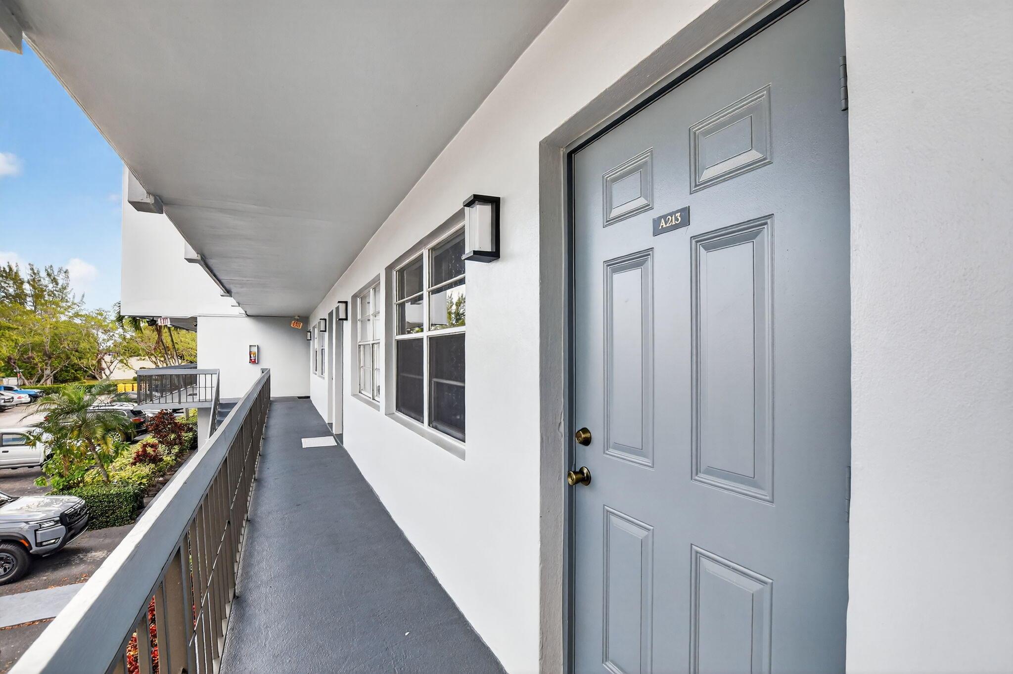 9500 SW 3rd Street 213, Boca Raton, FL 33428, Boca Raton