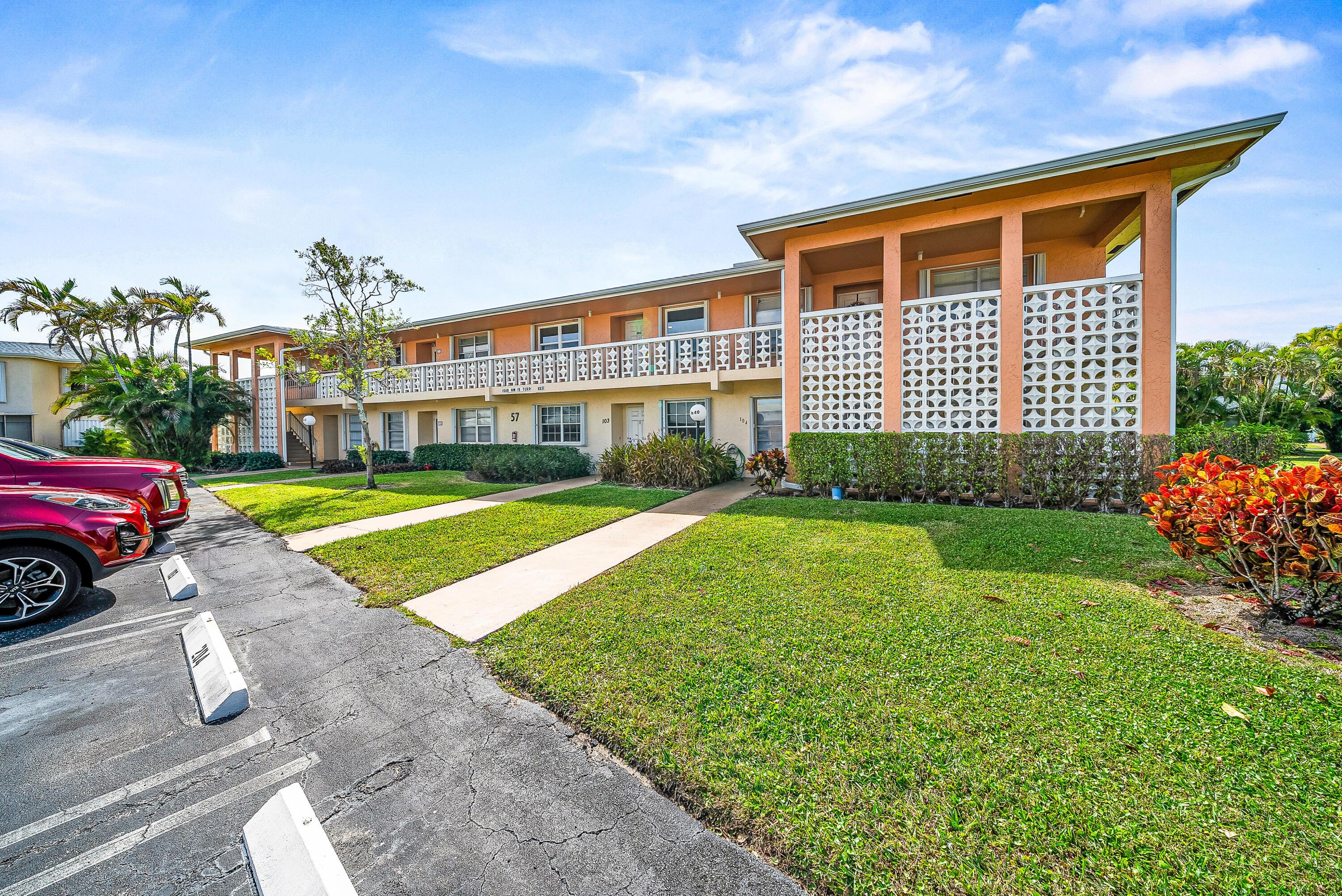 1640 NW 19th Terrace 203, Delray Beach, FL 33445, Delray Beach - Photo 3