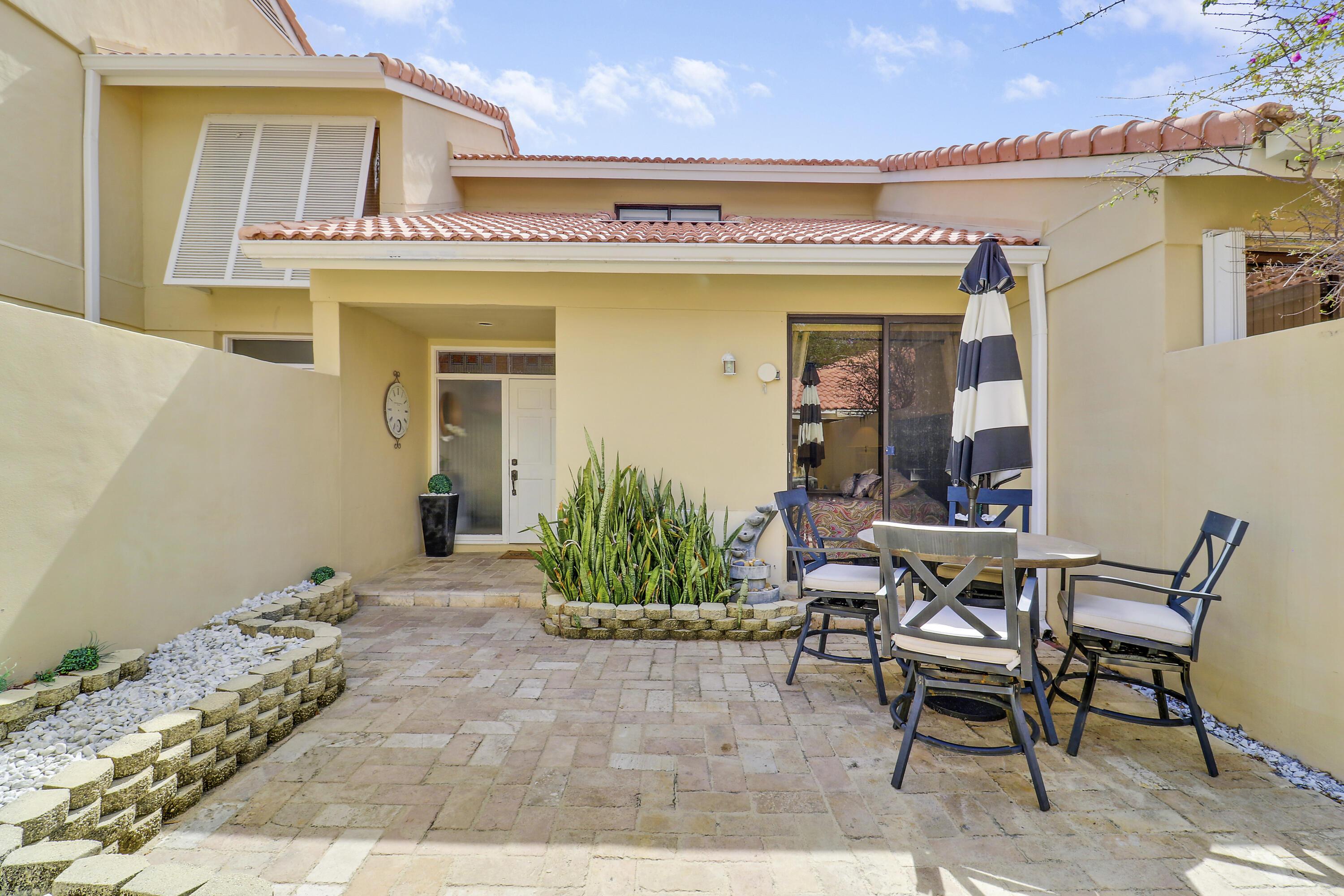 127 Old Meadow Way, Palm Beach Gardens, FL 33418, Palm Beach Gardens - Photo 3