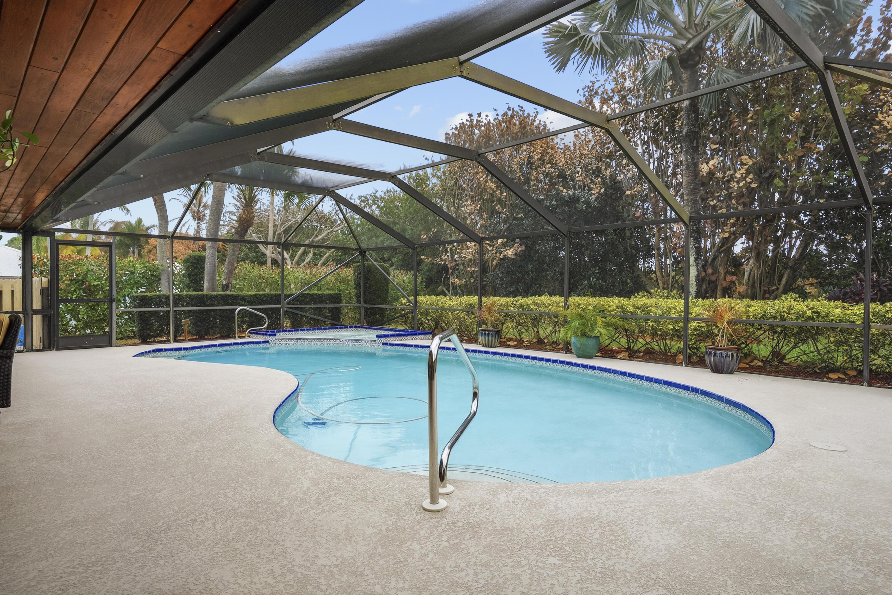 8222 SE Royal Street, Hobe Sound, FL 33455, Hobe Sound - Photo 3