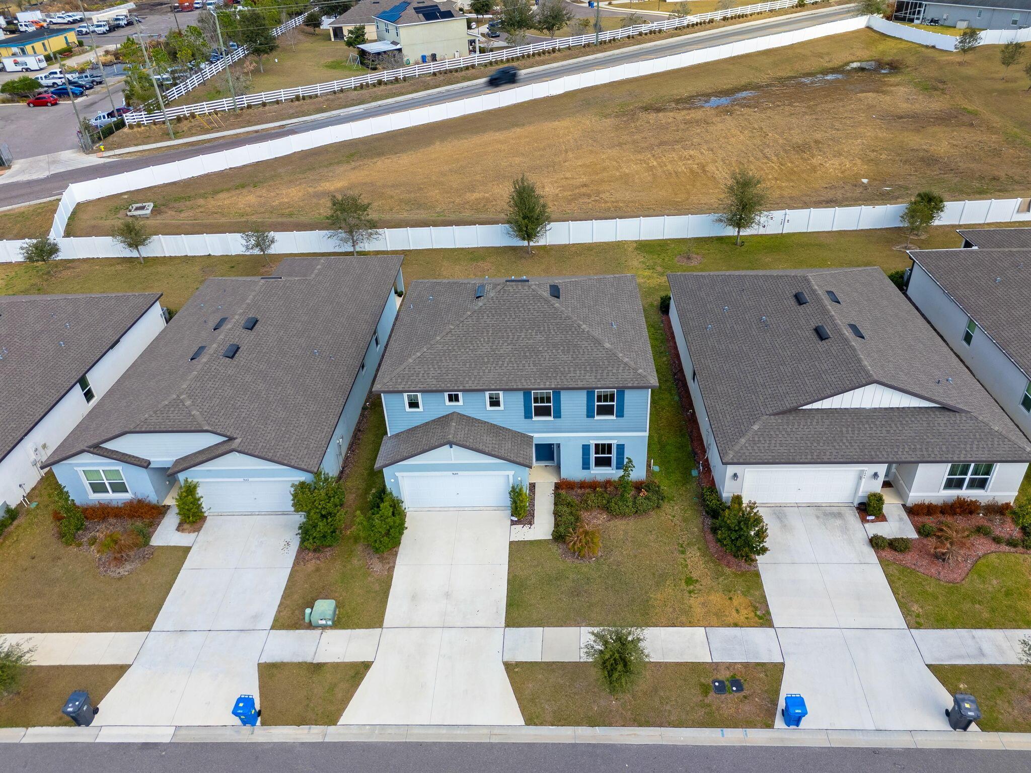 9644 Summers Cay Circle, Thonotosassa, FL 33592, Thonotosassa - Photo 2