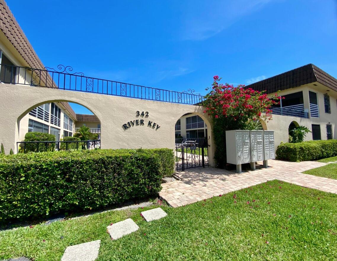 342 Southwind Drive 222, North Palm Beach, FL 33408, North Palm Beach