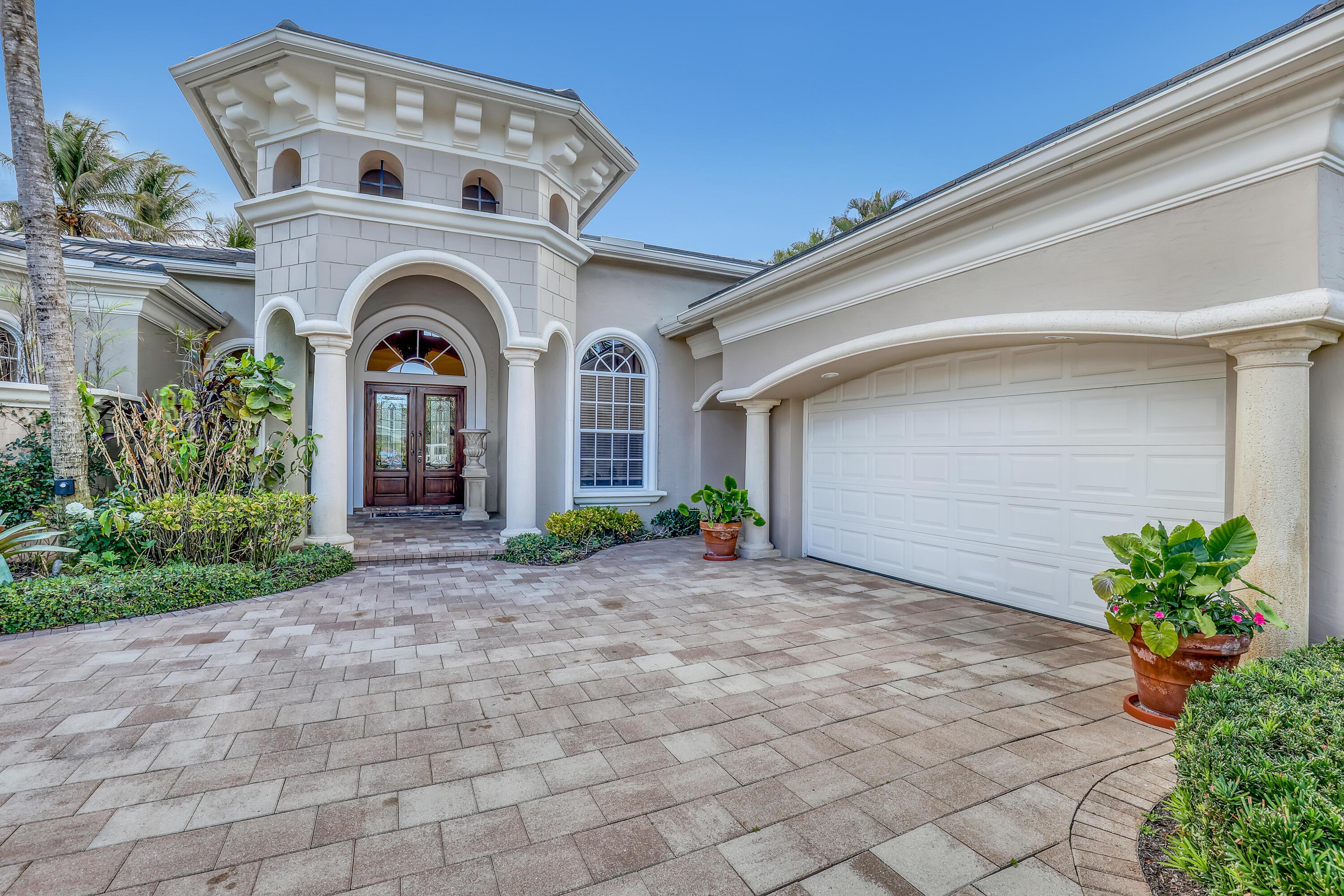 105 Remo Place, Palm Beach Gardens, FL 33418, Palm Beach Gardens - Photo 2