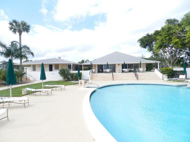 4 Greenway Village N 107, Royal Palm Beach, FL 33411, Royal Palm Beach