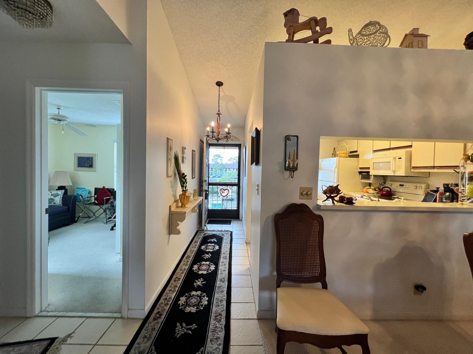 4682 Lucerne Lakes Boulevard 206, Lake Worth, FL 33467, Lake Worth - Photo 5