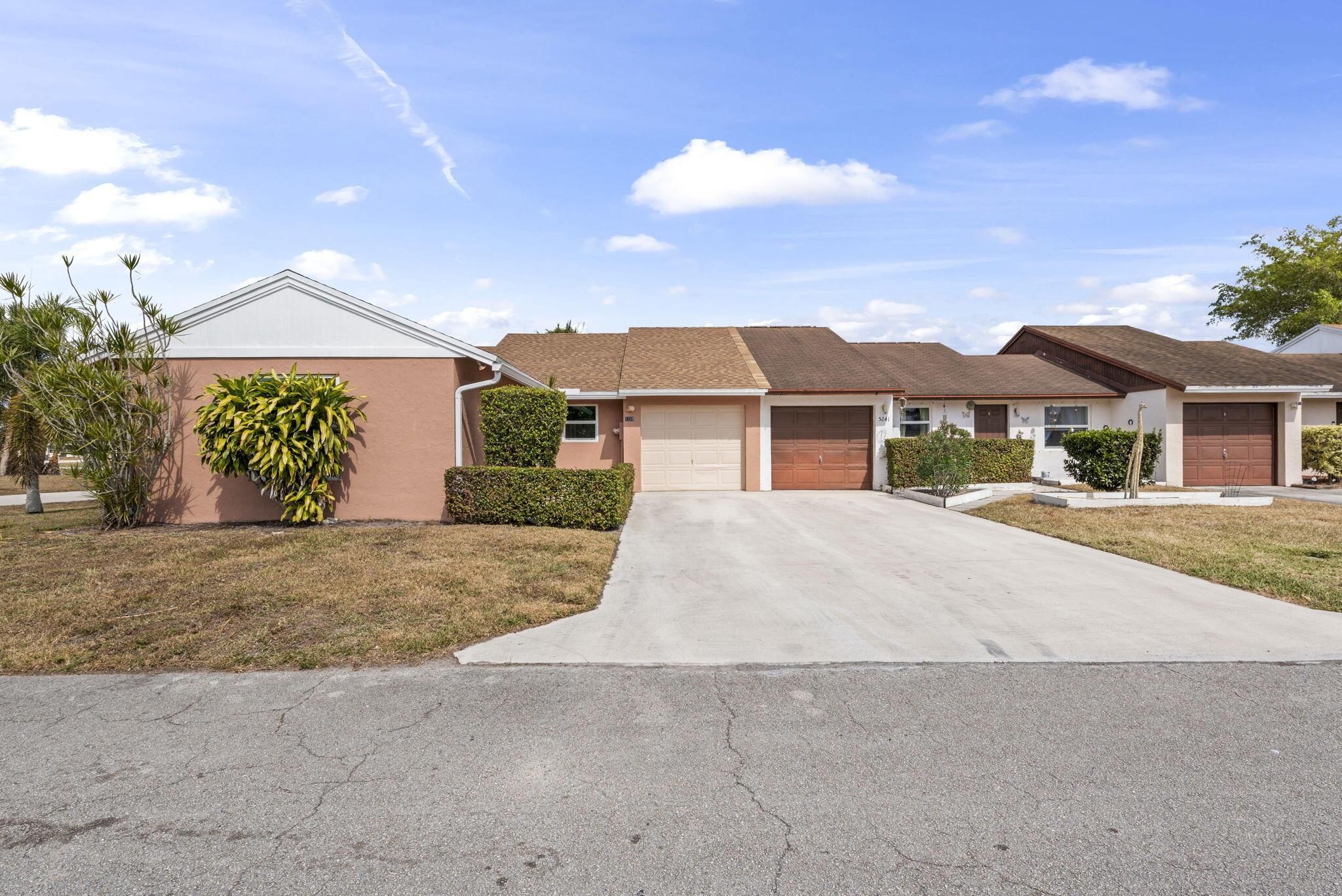 5249 Berwyn Street, Lake Worth, FL 33463, Lake Worth - Photo 4