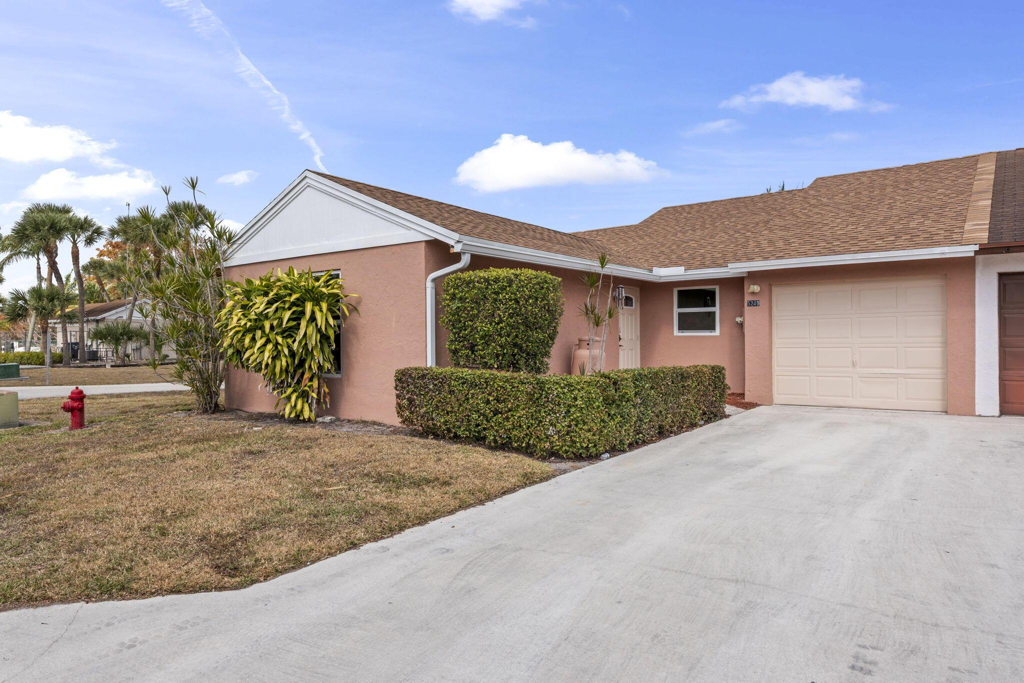 5249 Berwyn Street, Lake Worth, FL 33463, Lake Worth - Photo 3