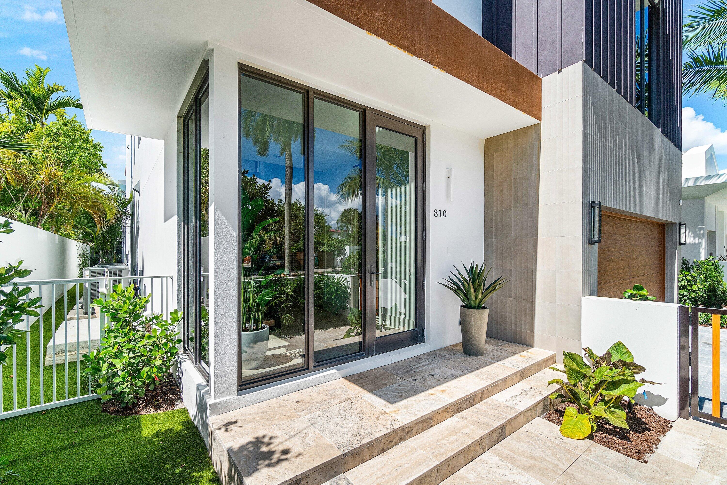 810 Palm Trail, Delray Beach, FL 33483, Delray Beach - Photo 5