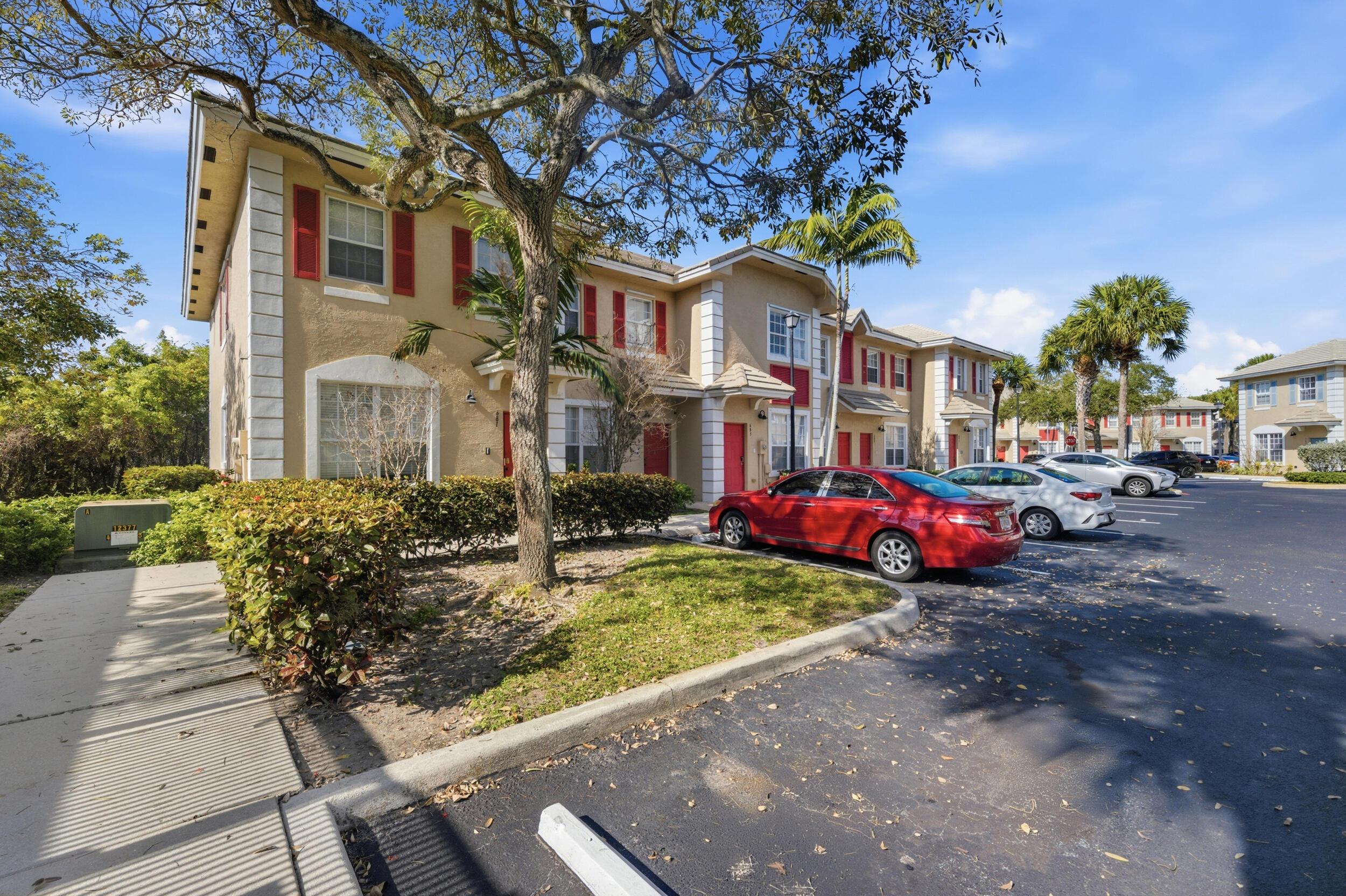 687 NW 42nd Avenue, Plantation, FL 33317, Plantation - Photo 4