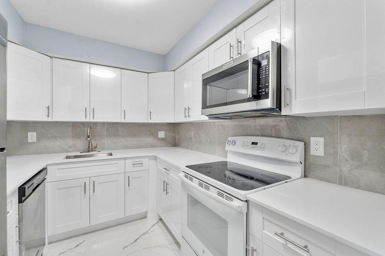 9960 Pineapple Tree Drive 107, Boynton Beach, FL 33436, Boynton Beach