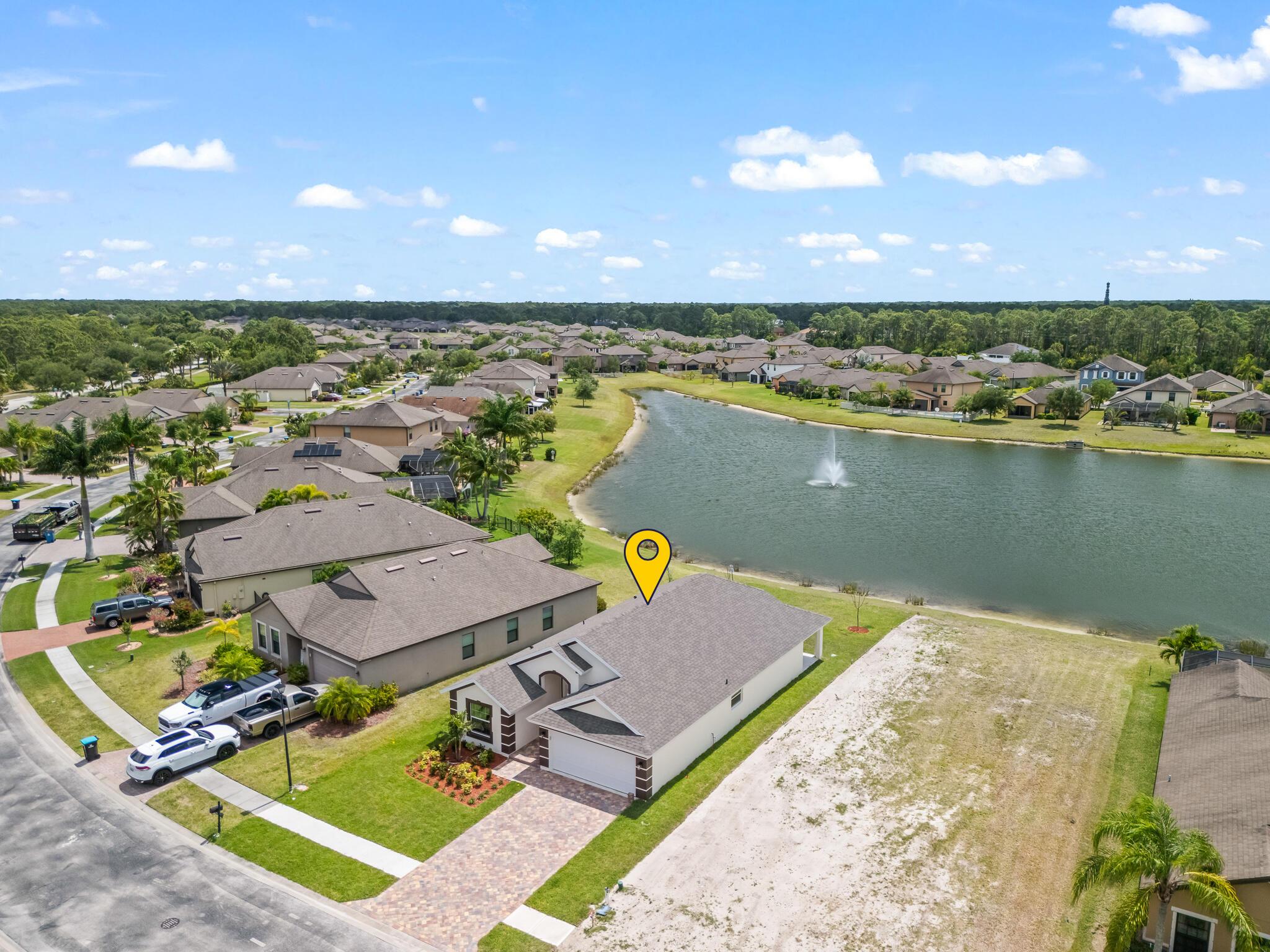569 Dillard Drive SE, Palm Bay, FL 32909, Palm Bay - Photo 3