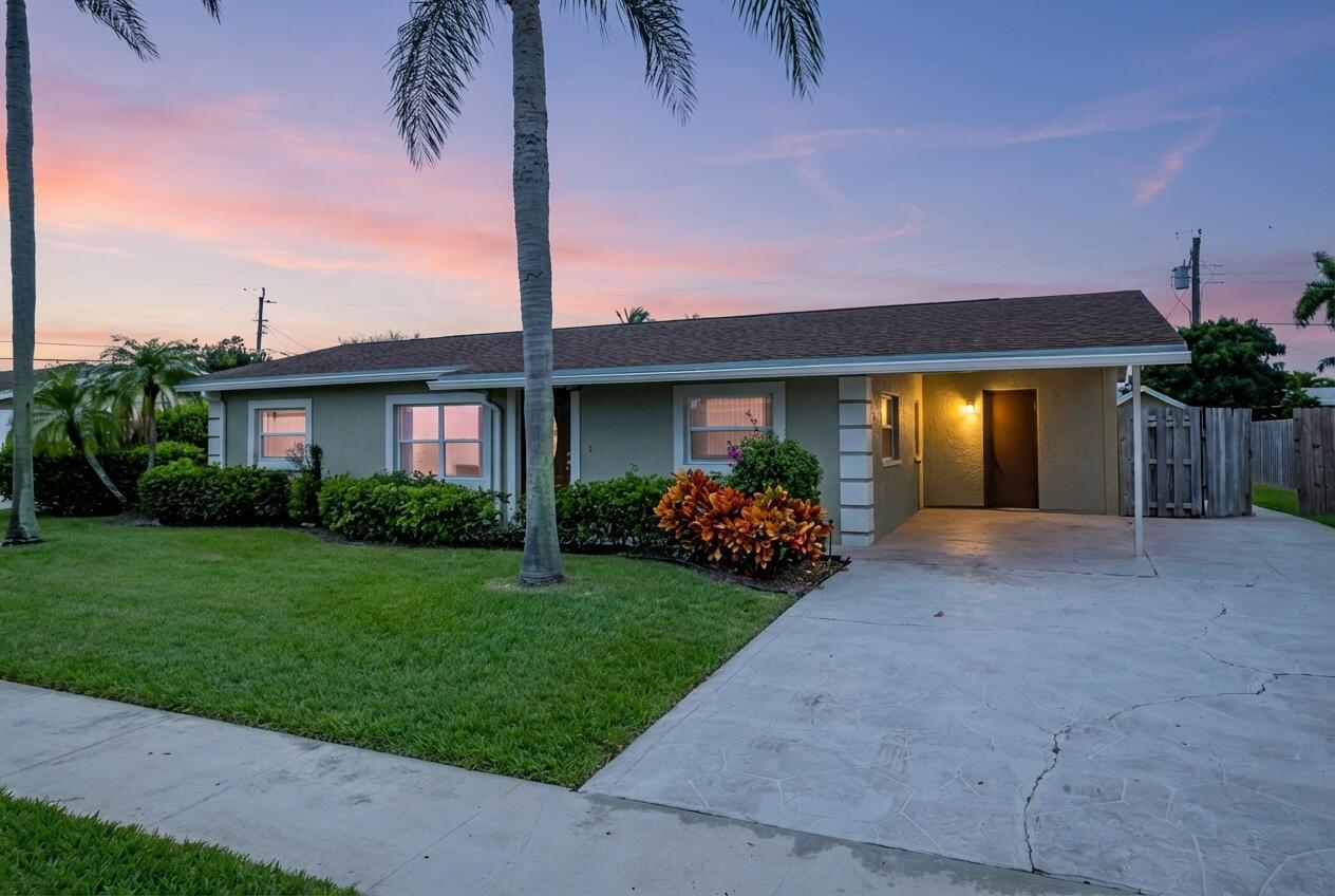 425 Palo Alto Drive, Palm Springs, FL 33461, Palm Springs