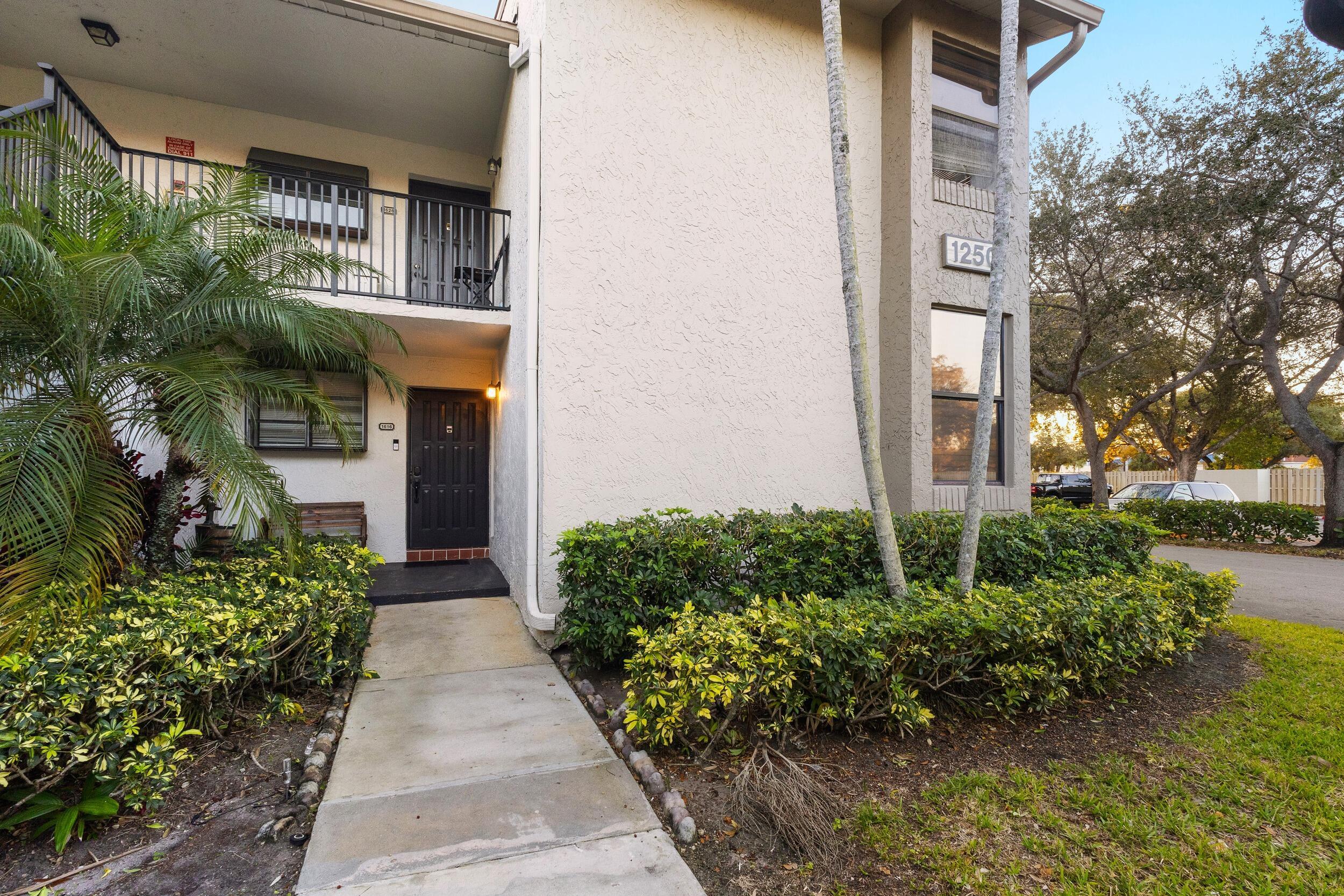 1250 S Military Trail 1616, Deerfield Beach, FL 33442, Deerfield Beach - Photo 2