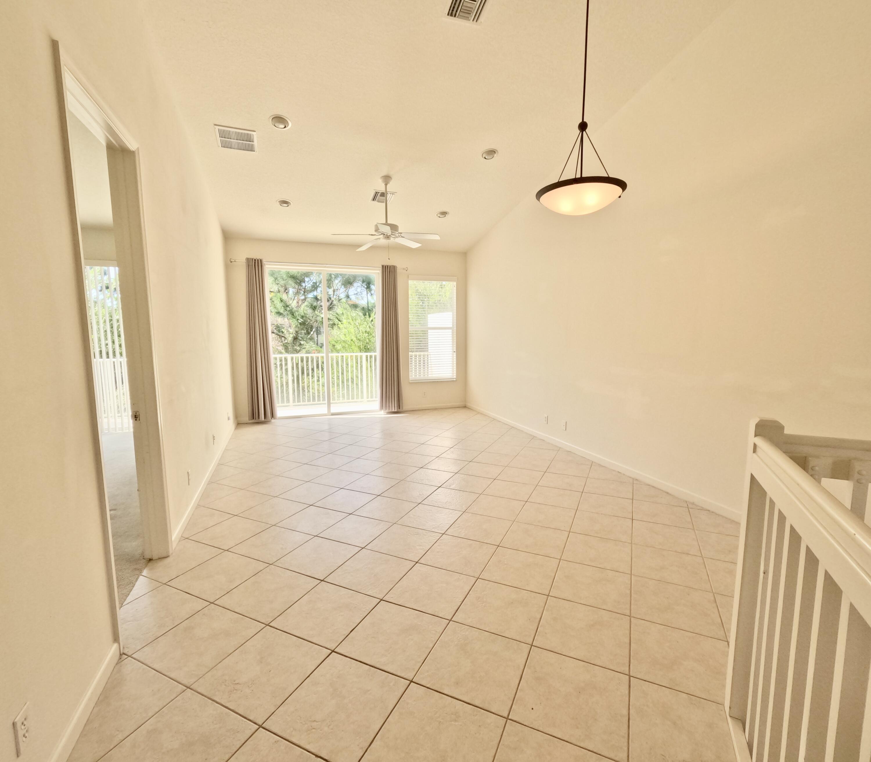 8125 Carnoustie Place, Port St. Lucie, FL 34986, Port St. Lucie - Photo 2