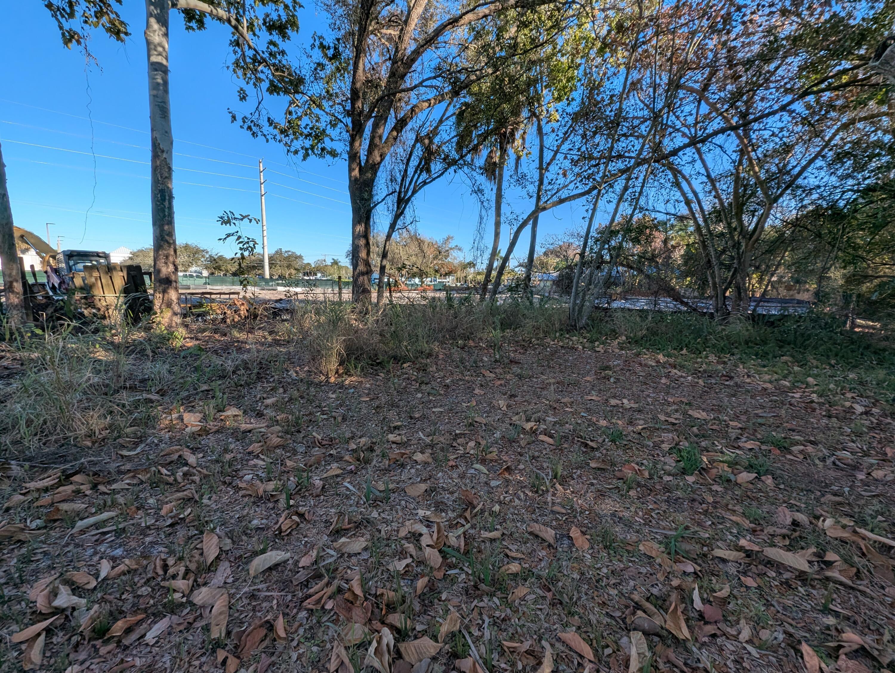 521 SW Halpatiokee Street, Stuart, FL 34994, Stuart - Photo 4