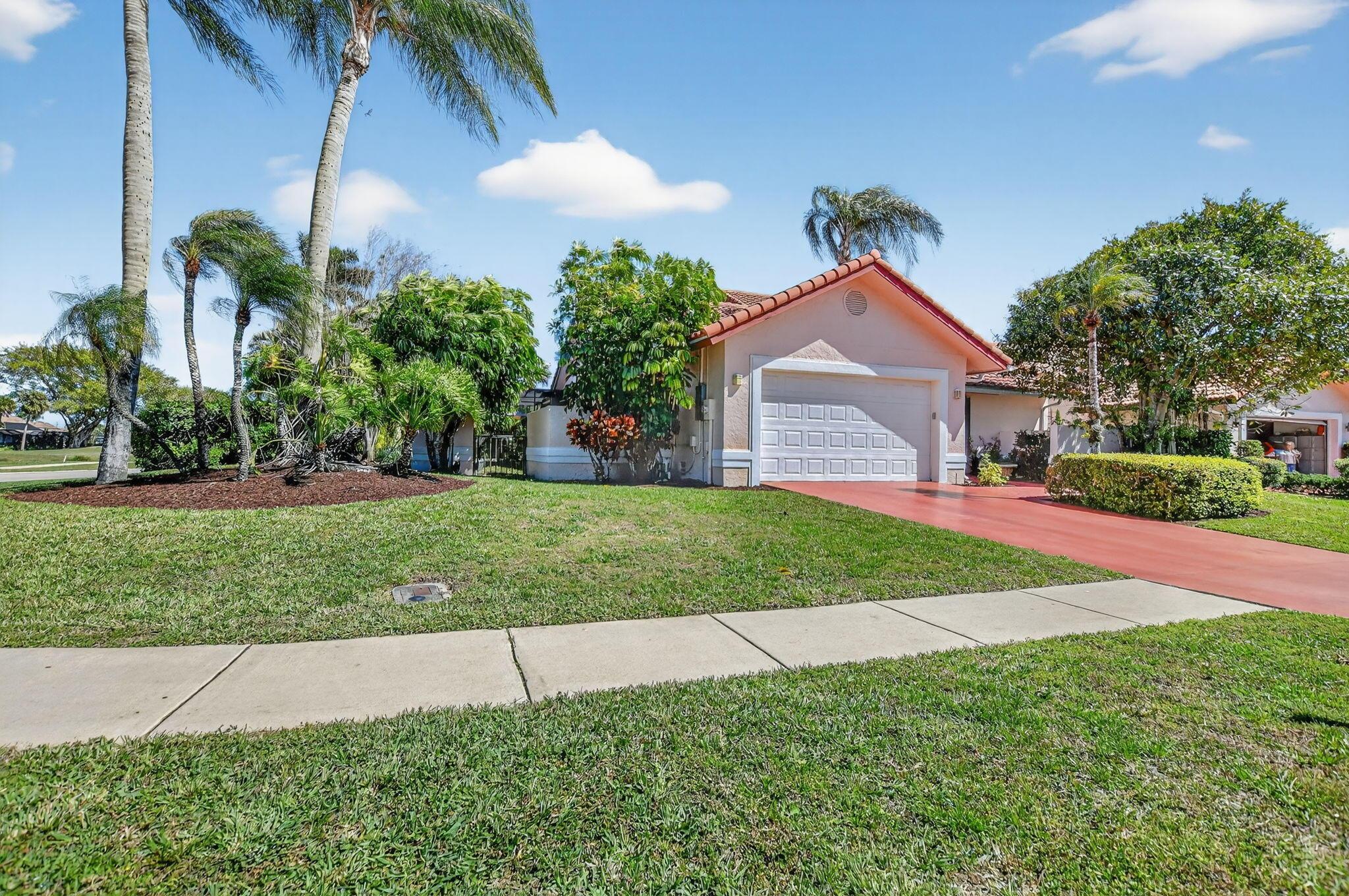 19260 Cherry Hills Terrace, Boca Raton, FL 33498, Boca Raton - Photo 2