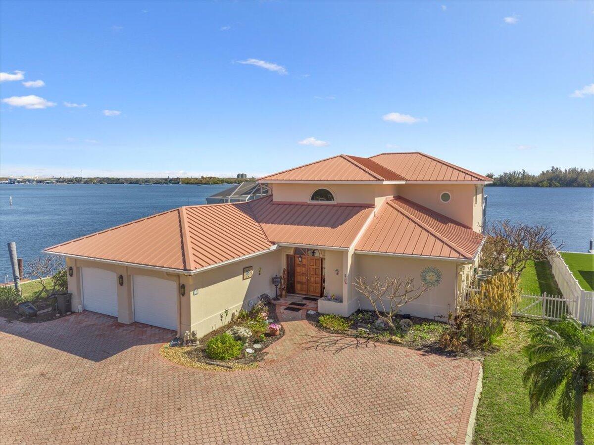 2 Seahorse Lane, Vero Beach, FL 32960, Vero Beach - Photo 5