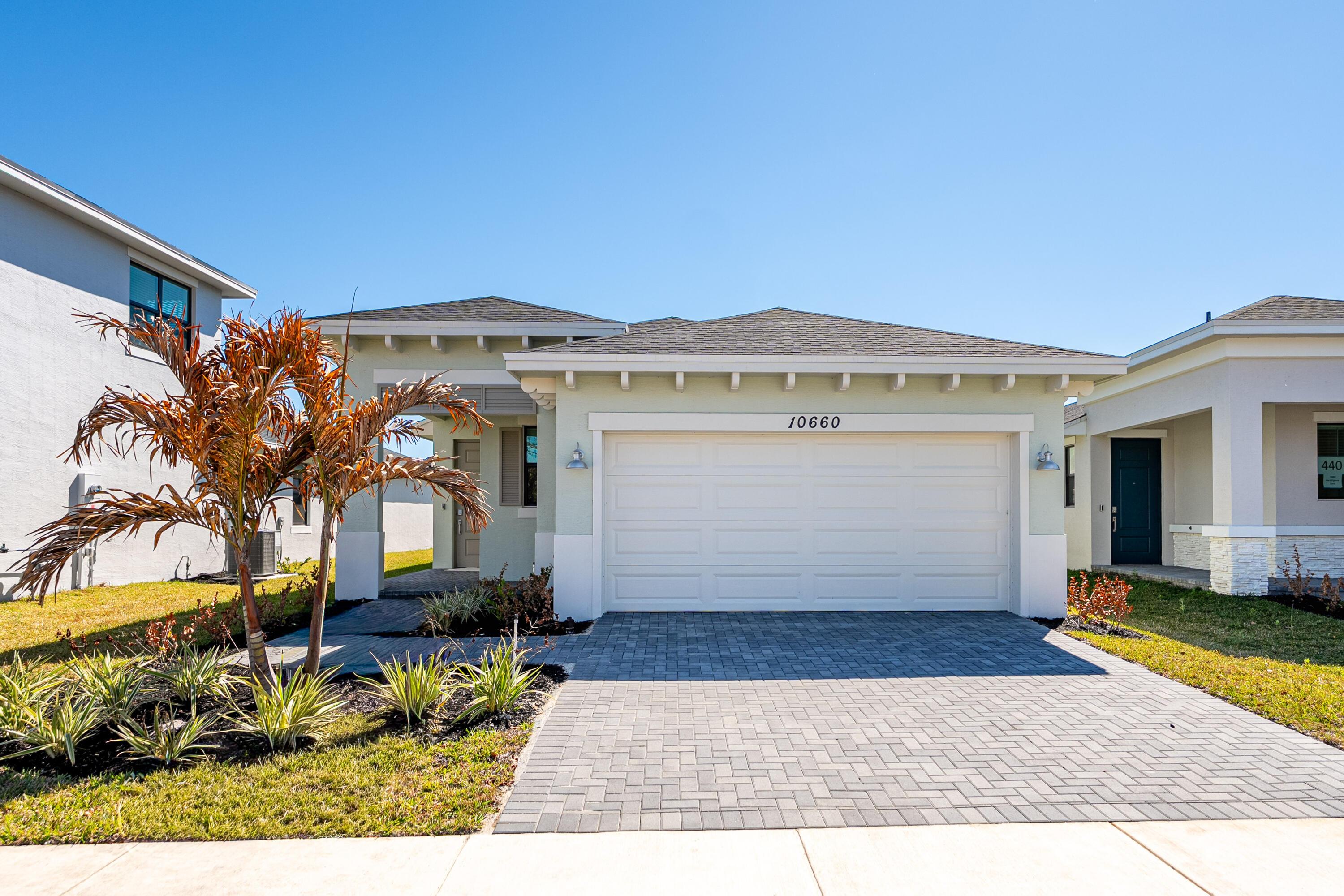 10660 NW Wilgrove Lane, Port St. Lucie, FL 34987, Port St. Lucie - Photo 2