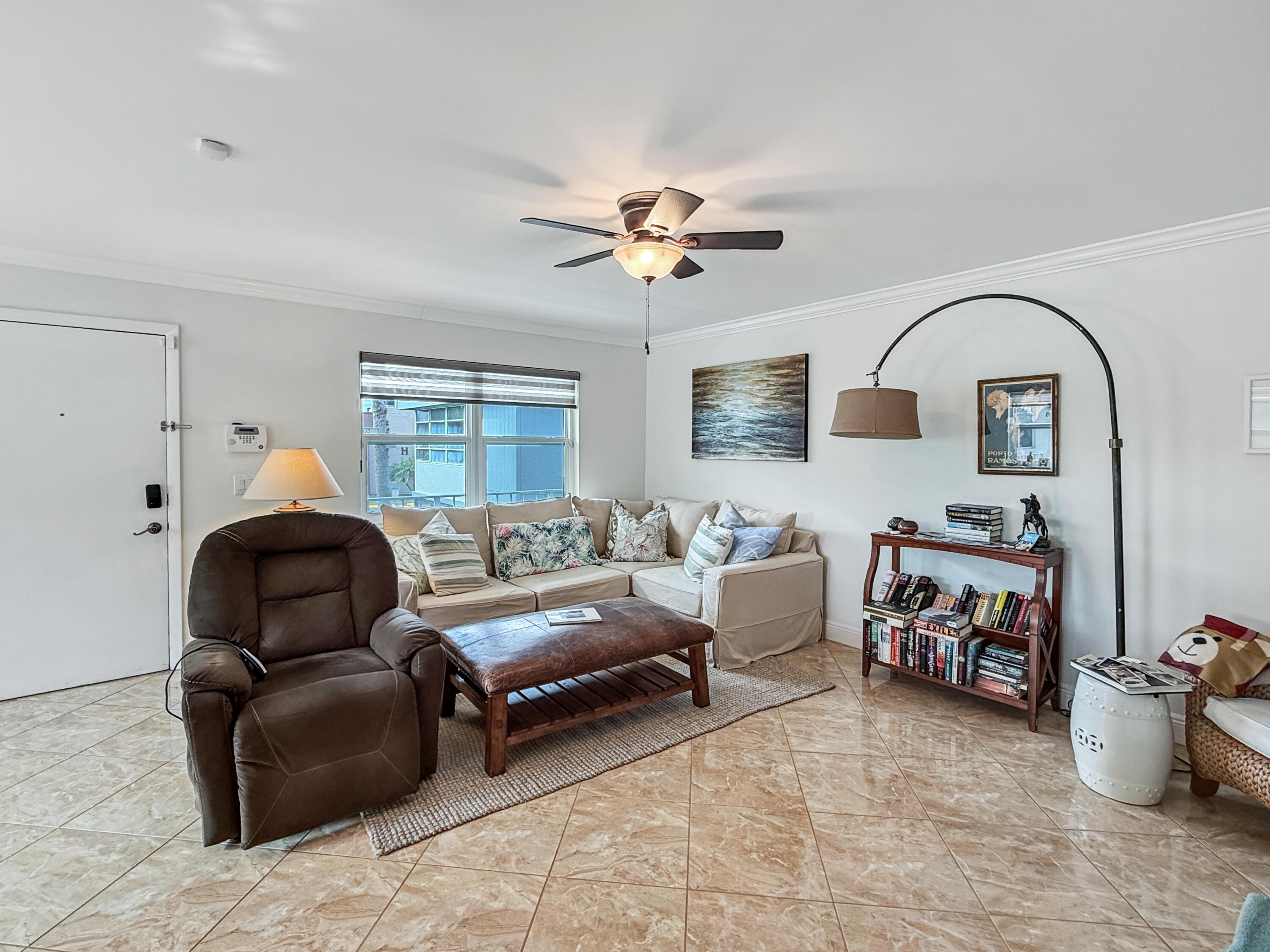 334 Piedmont G, Delray Beach, FL 33484, Delray Beach - Photo 3