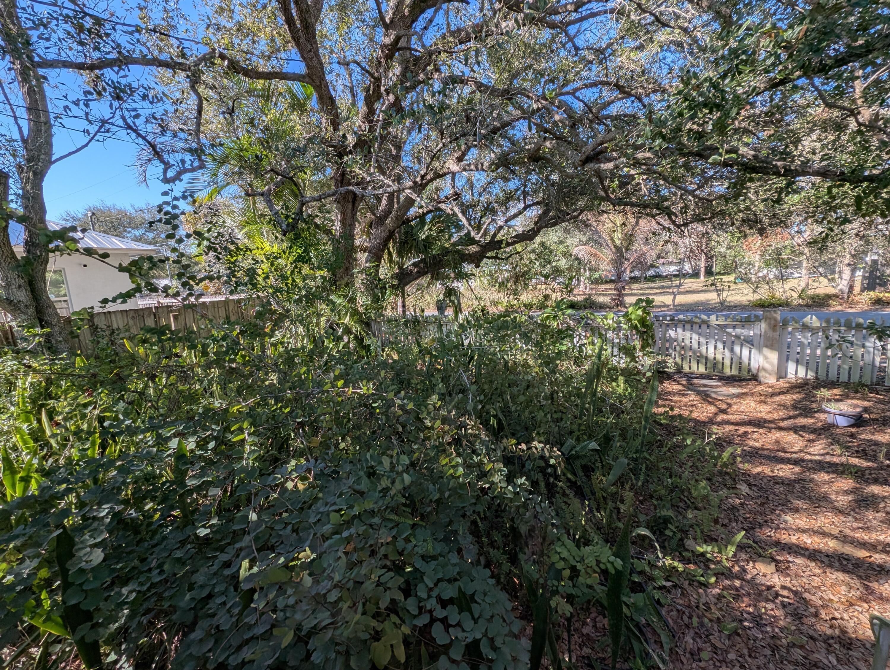 521 SW Halpatiokee Street, Stuart, FL 34994, Stuart - Photo 5