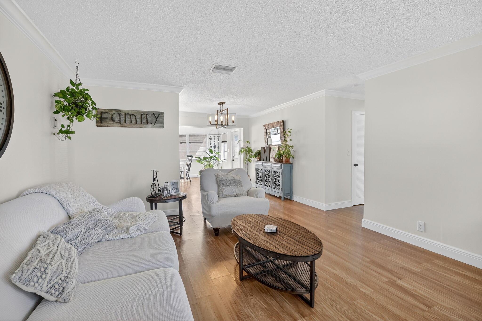 5710 NW 70th Terrace, Tamarac, FL 33321, Tamarac - Photo 5