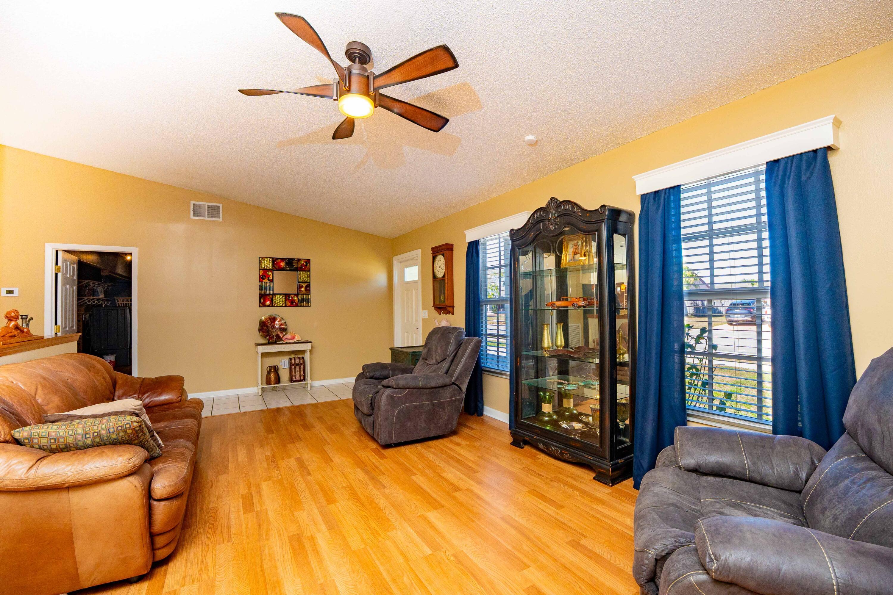 7791 Blairwood Circle N, Lake Worth, FL 33467, Lake Worth - Photo 5