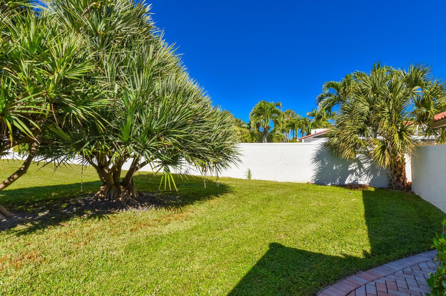 1469 Via Privada, Jupiter, FL 33477, Jupiter - Photo 3