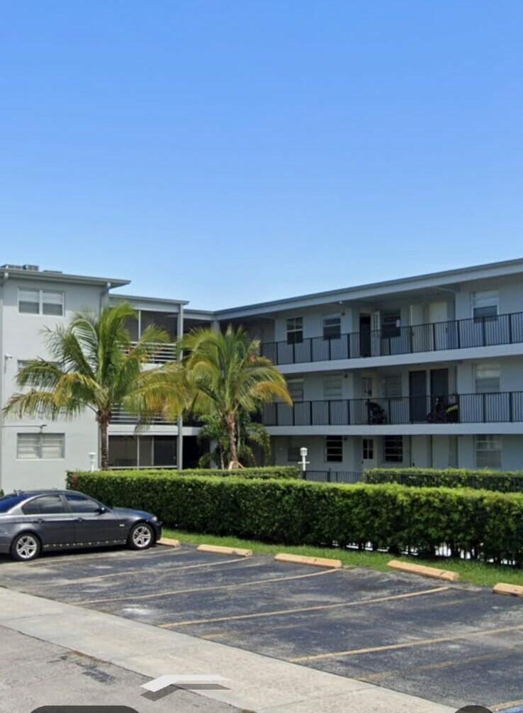1100 NE 1st Court 305, Hallandale Beach, FL 33009, Hallandale Beach