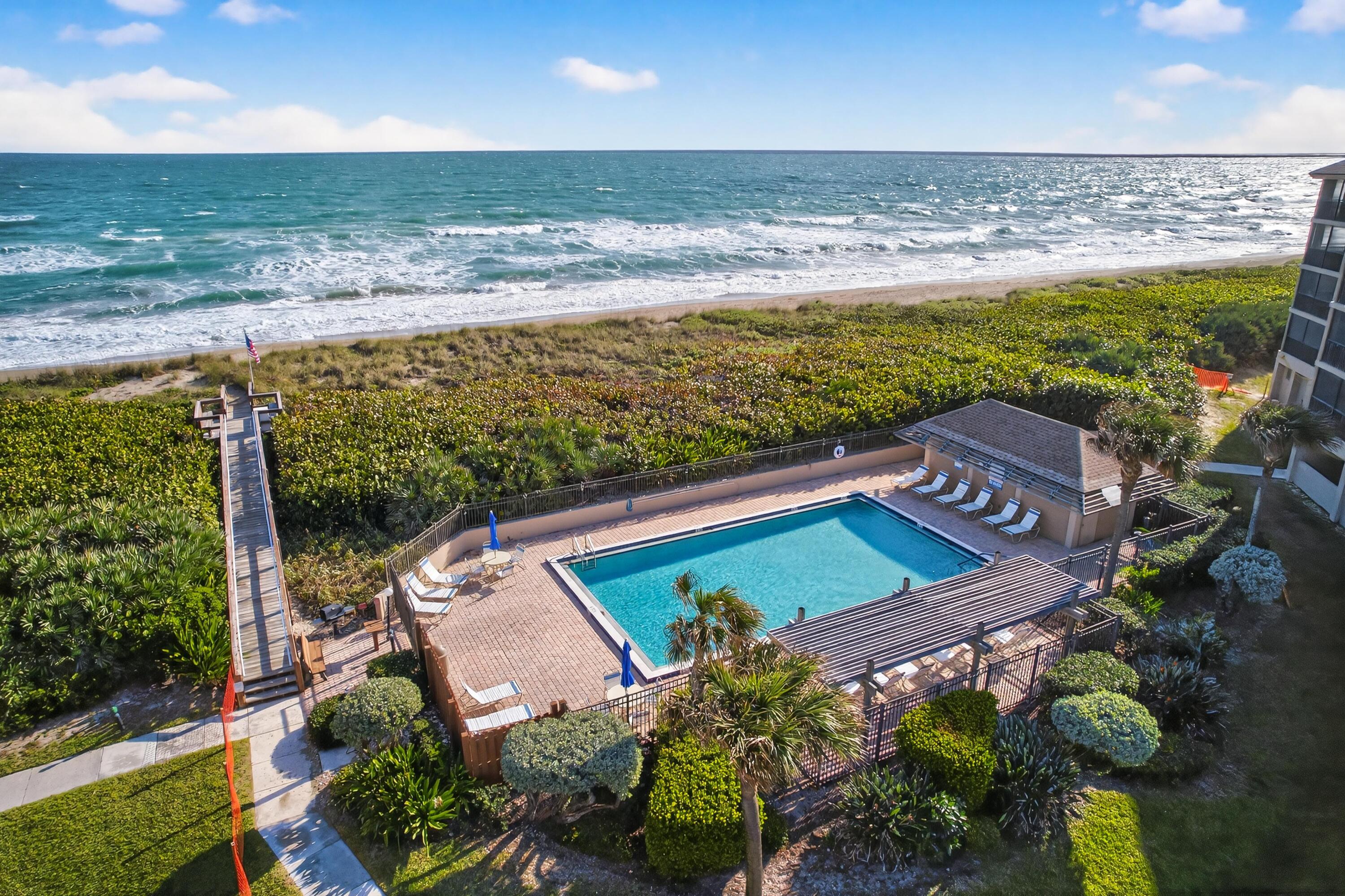2491 NE Ocean Boulevard 106, Stuart, FL 34996, Stuart - Photo 4