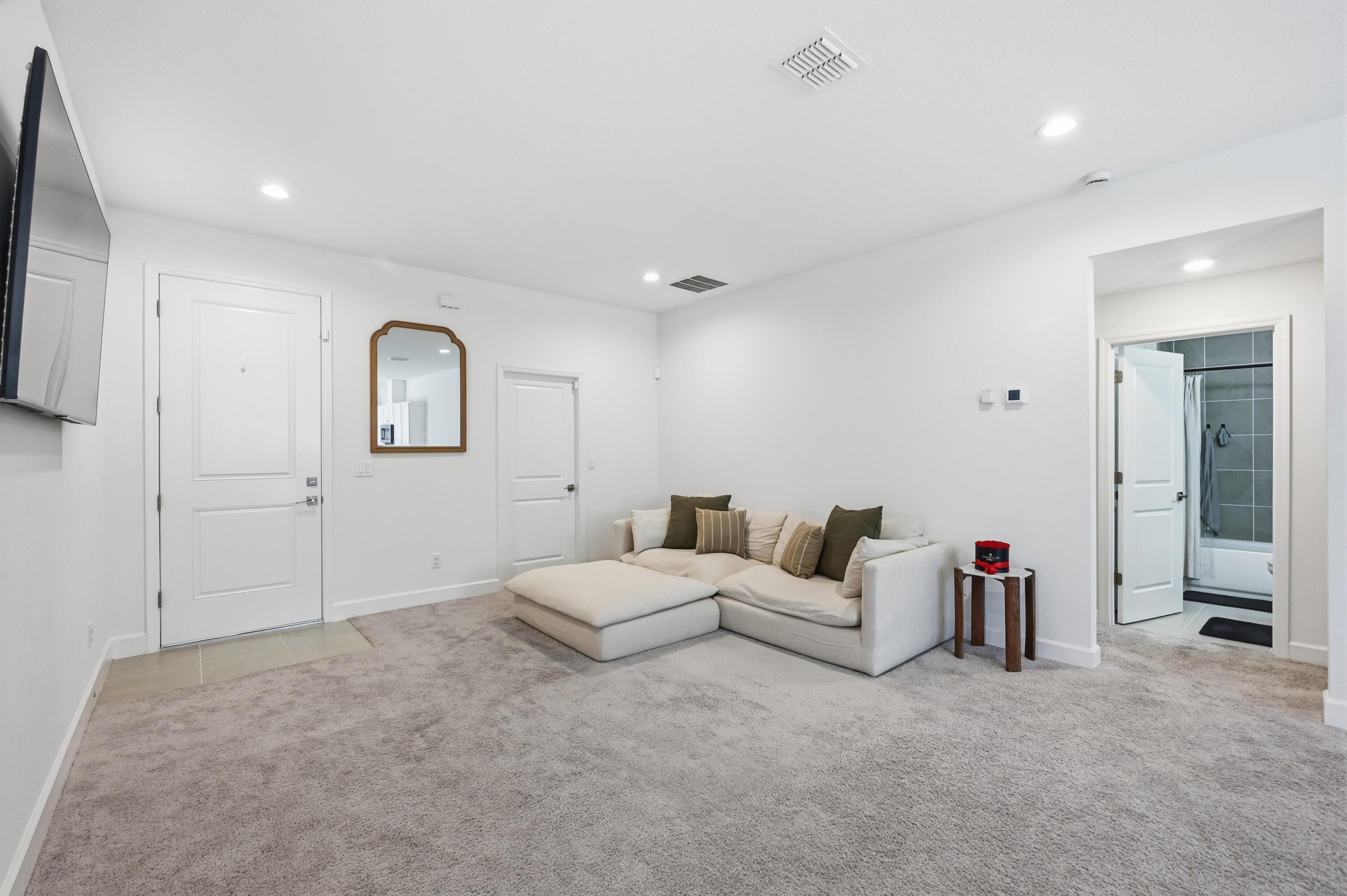 8452 Dorsey Street, Spring Hill, FL 34608, Spring Hill - Photo 3