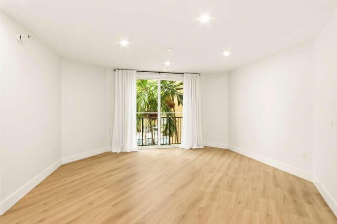 720 S Sapodilla Avenue 304, West Palm Beach, FL 33401, West Palm Beach - Photo 3