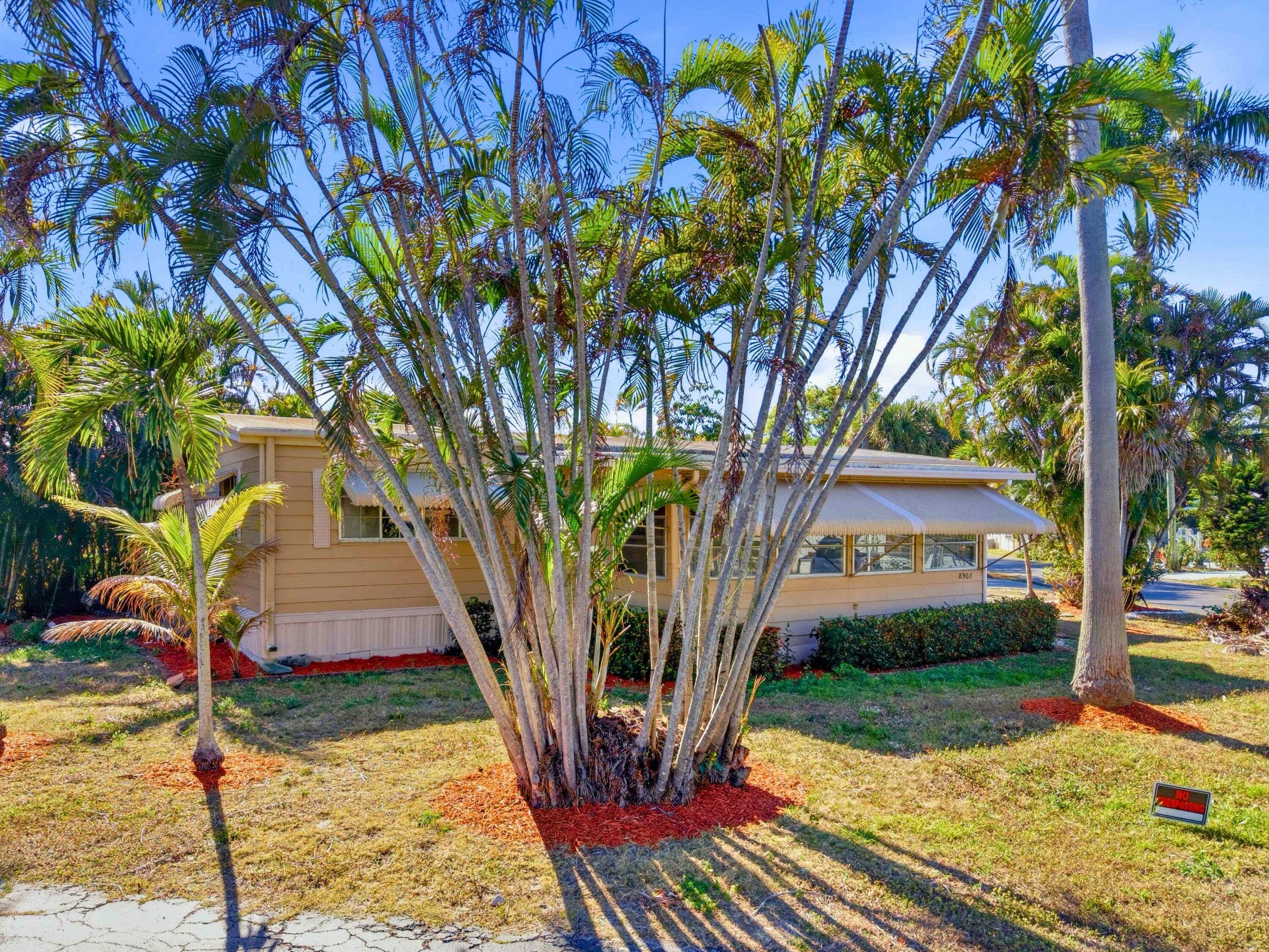 8903 Oak Street, Boynton Beach, FL 33436, Boynton Beach - Photo 4