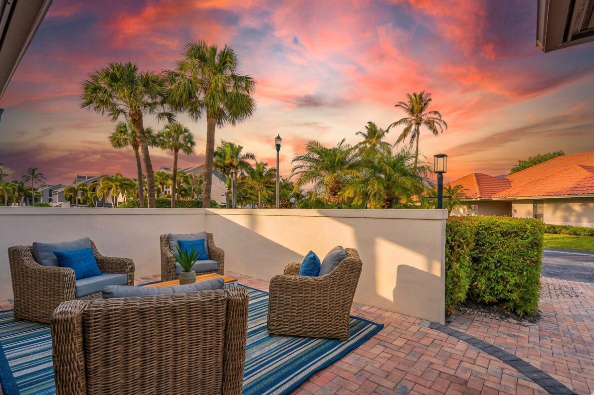 1472 Via Cameron, Jupiter, FL 33477, Jupiter