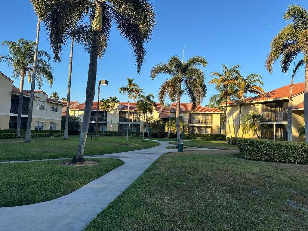 1239 SW 46th Avenue 906, Pompano Beach, FL 33069, Pompano Beach