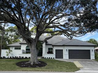 8667 SE Antigua Way, Jupiter, FL 33458, Jupiter - Photo 2