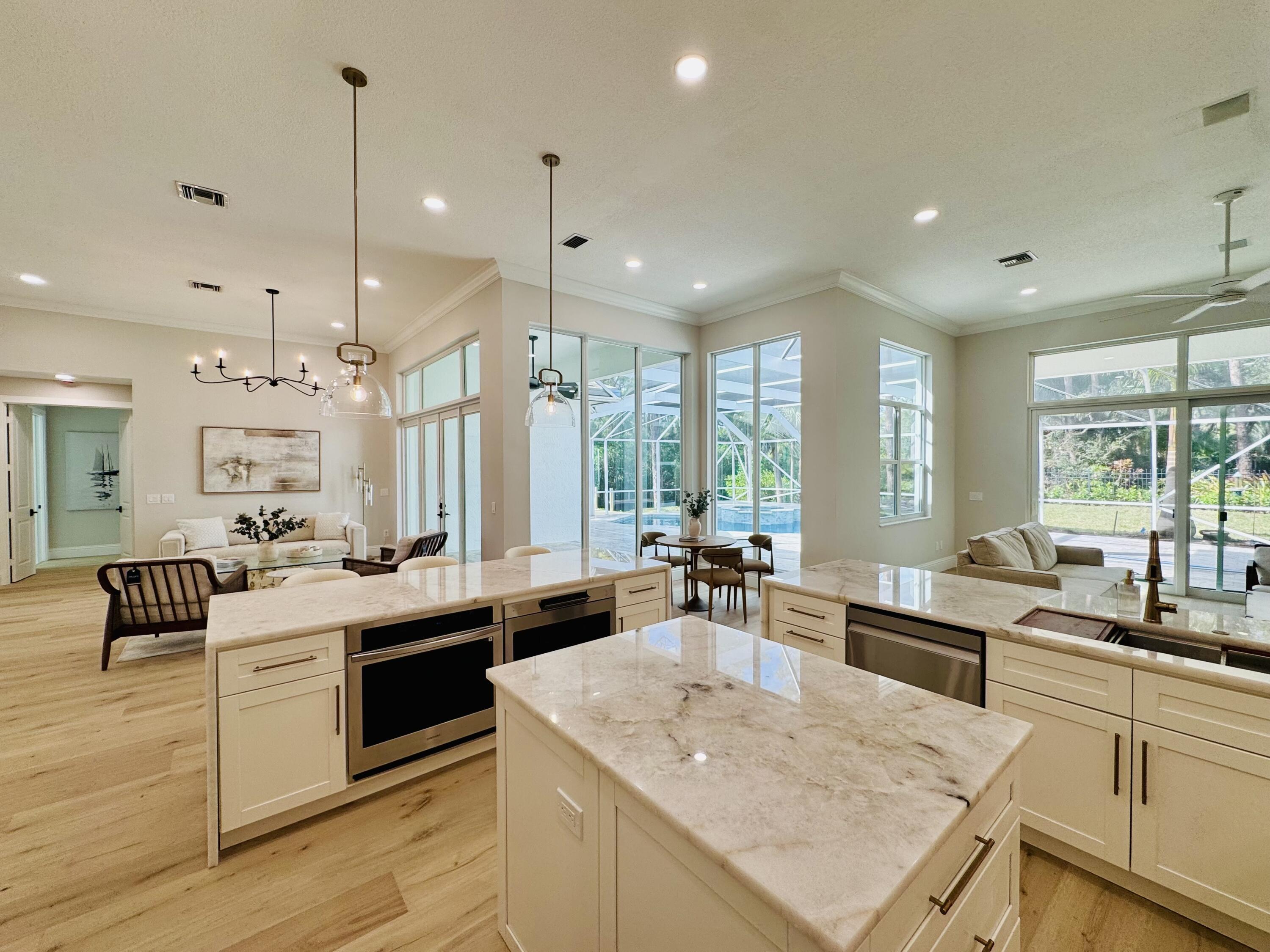 8667 SE Antigua Way, Jupiter, FL 33458, Jupiter - Photo 5