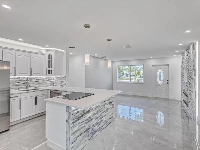855 Date Palm Drive, Lake Park, FL 33403, Lake Park