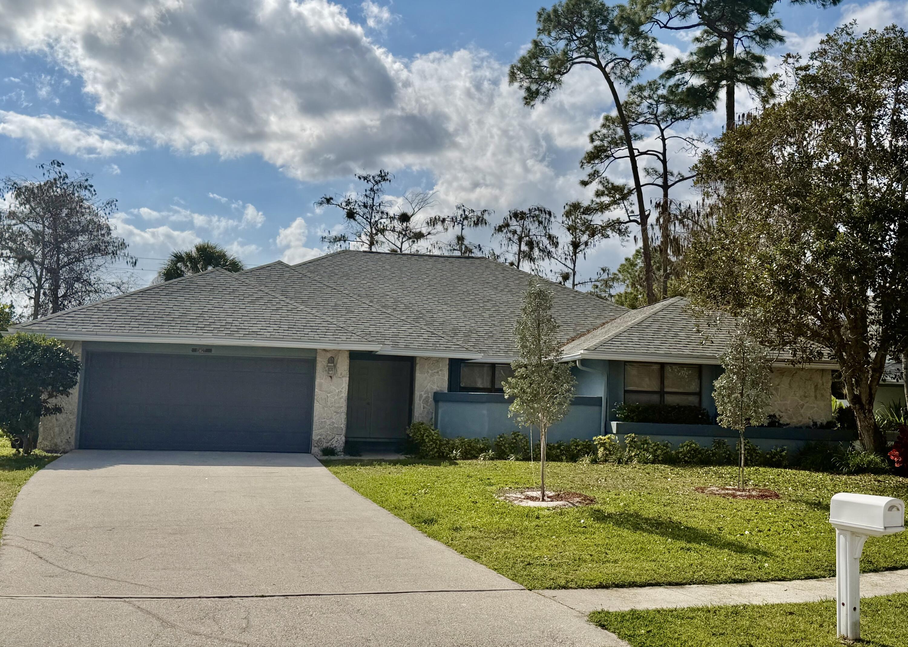13427 Kingsbury Drive, Wellington, FL 33414, Wellington
