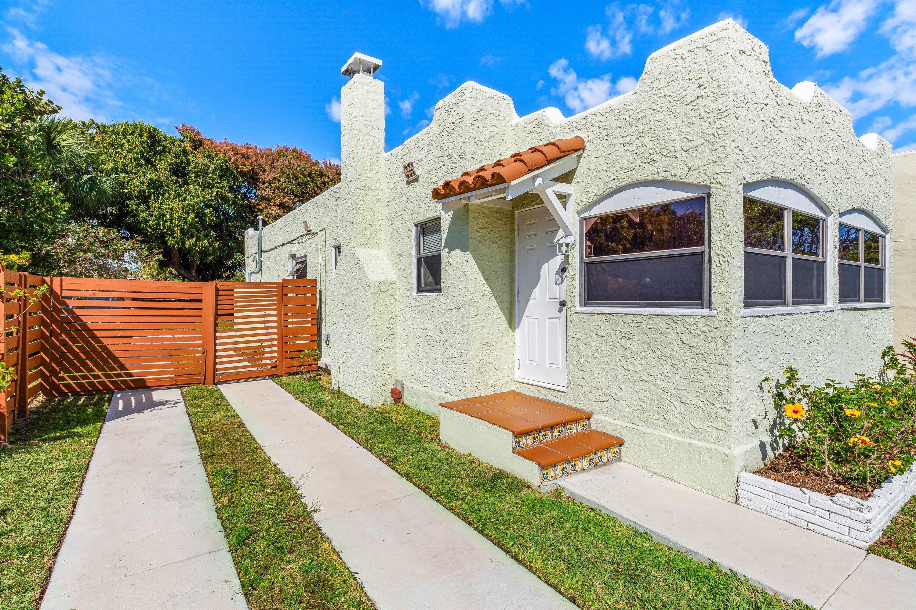 921 S M Street, Lake Worth Beach, FL 33460, Lake Worth Beach