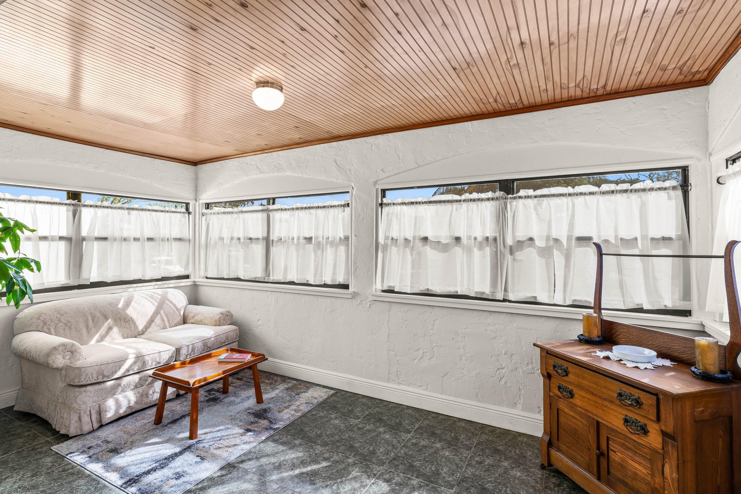 921 S M Street, Lake Worth Beach, FL 33460, Lake Worth Beach - Photo 4