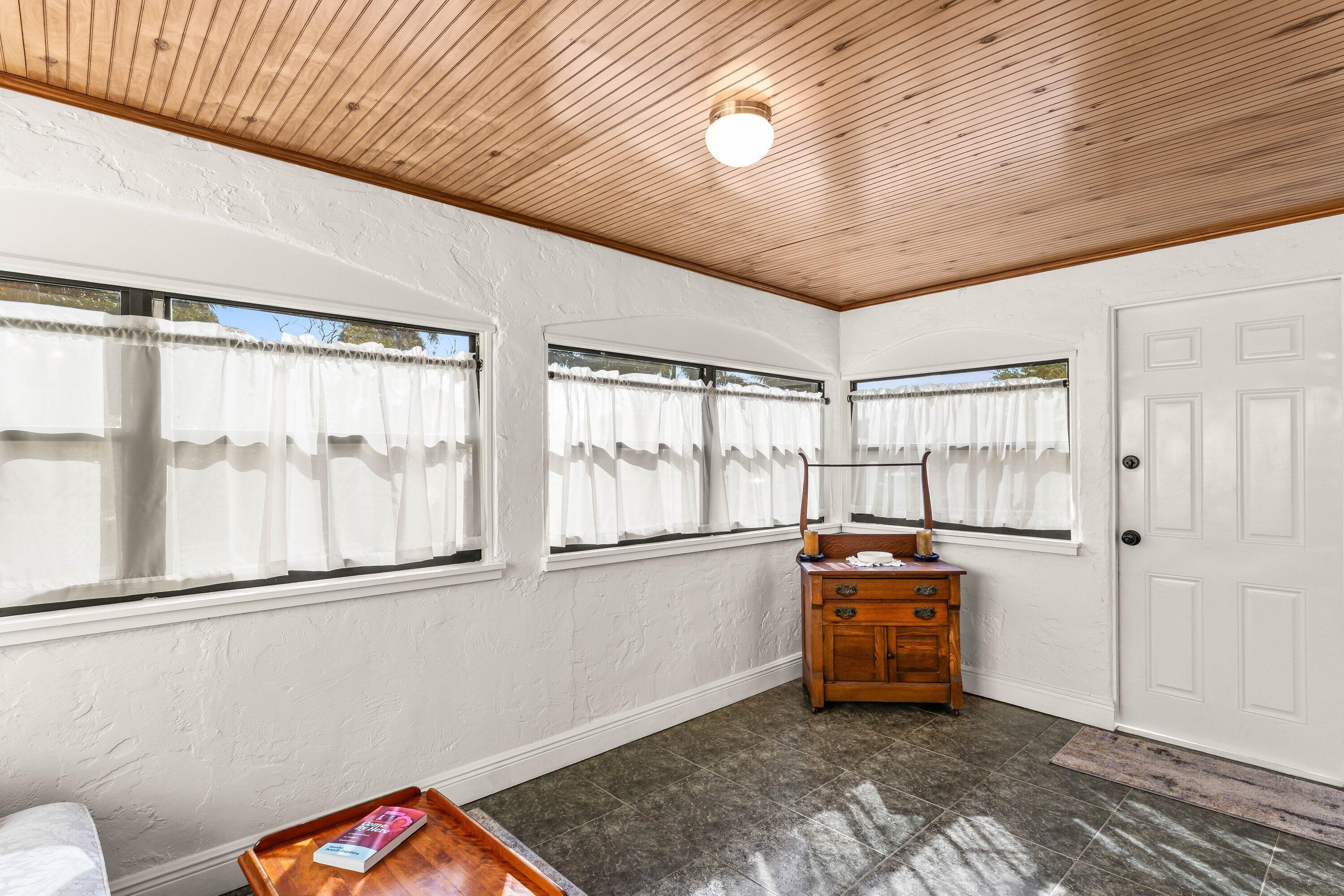 921 S M Street, Lake Worth Beach, FL 33460, Lake Worth Beach - Photo 5