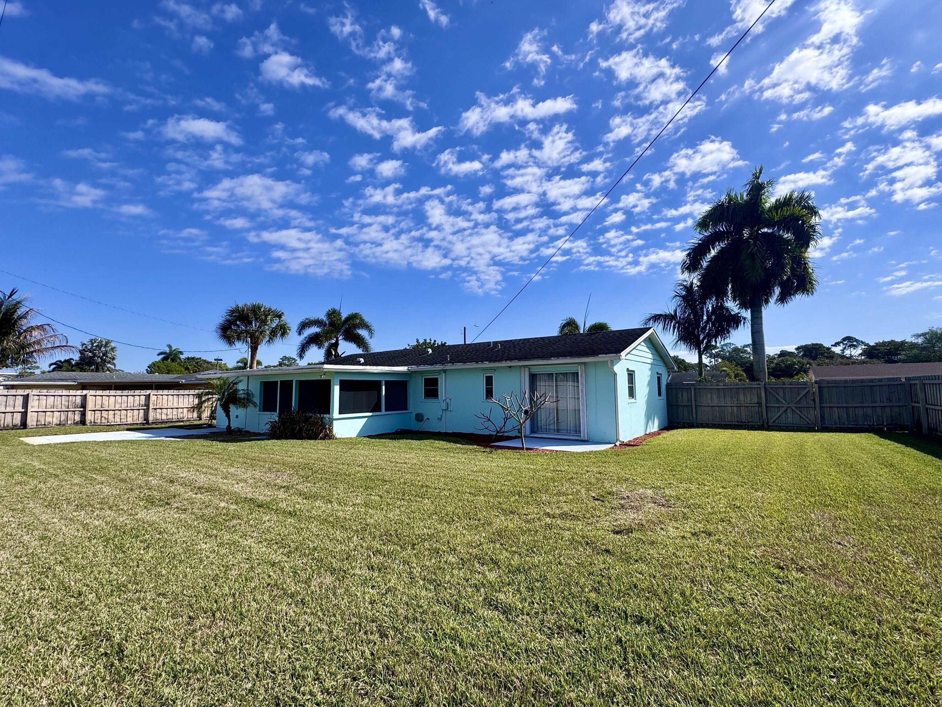 1061 Pineway Drive, Haverhill, FL 33417, Haverhill - Photo 3