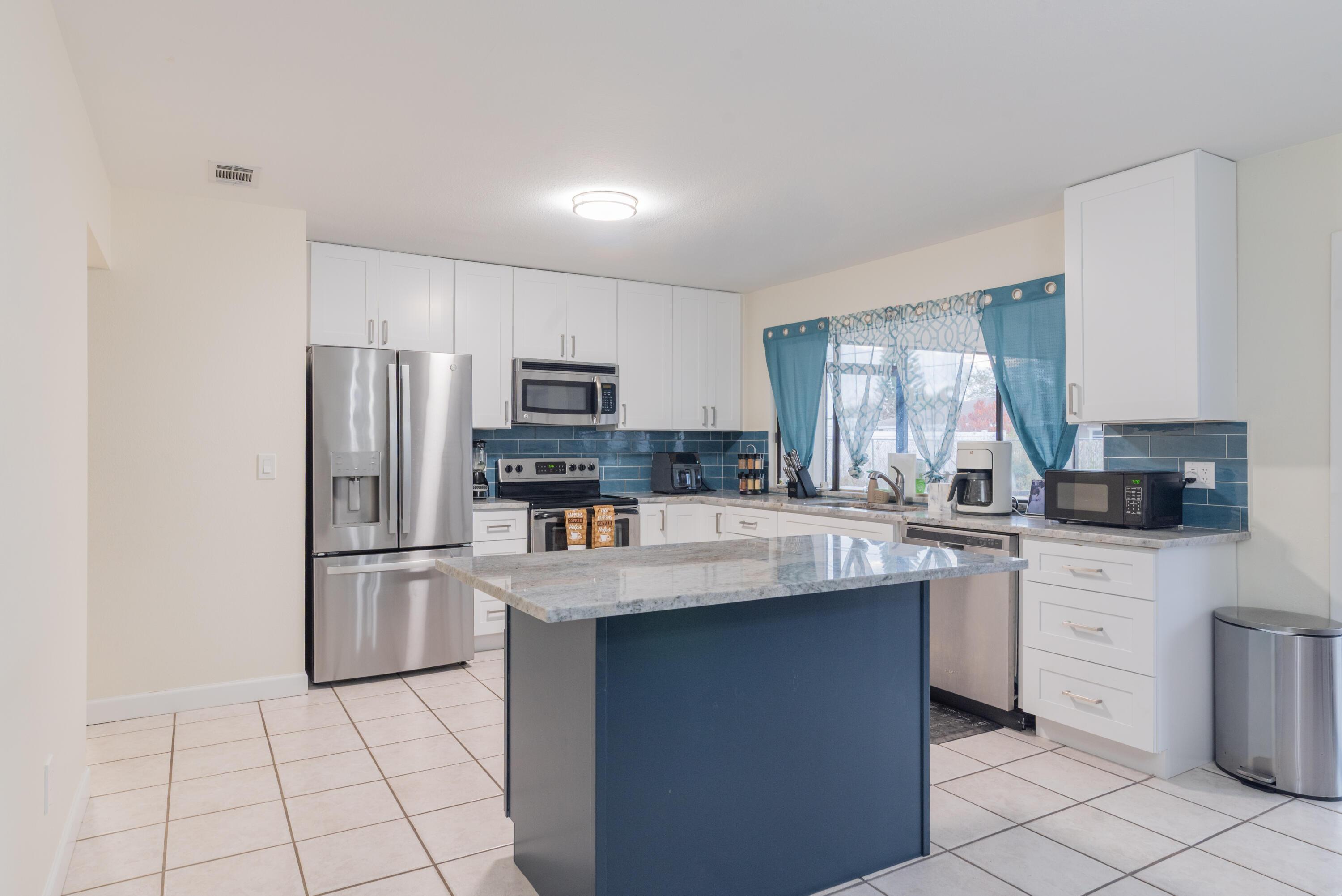 1942 SE Carvalho Street, Port St. Lucie, FL 34983, Port St. Lucie - Photo 4