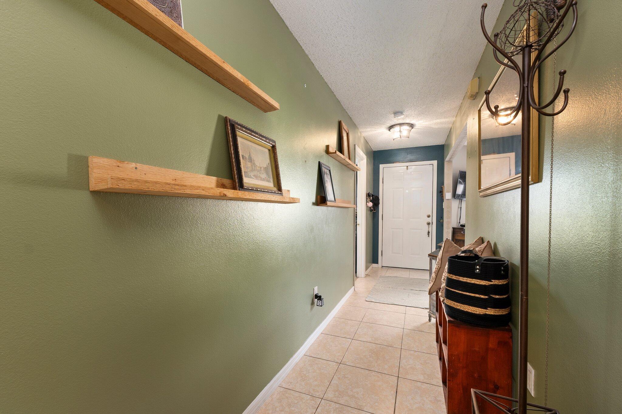 6610 NW Omega Road, Port St. Lucie, FL 34983, Port St. Lucie - Photo 5