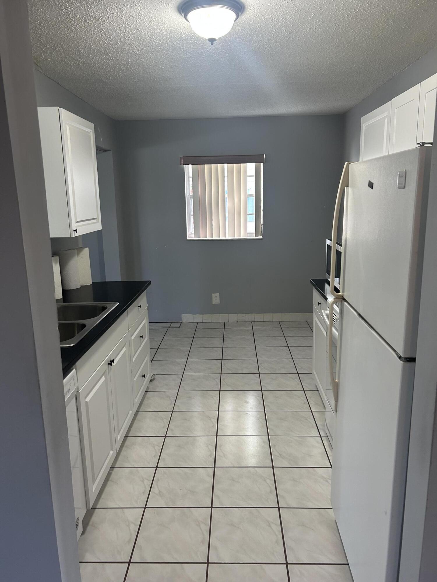 1310 SW 18th Court, Boynton Beach, FL 33426, Boynton Beach - Photo 3