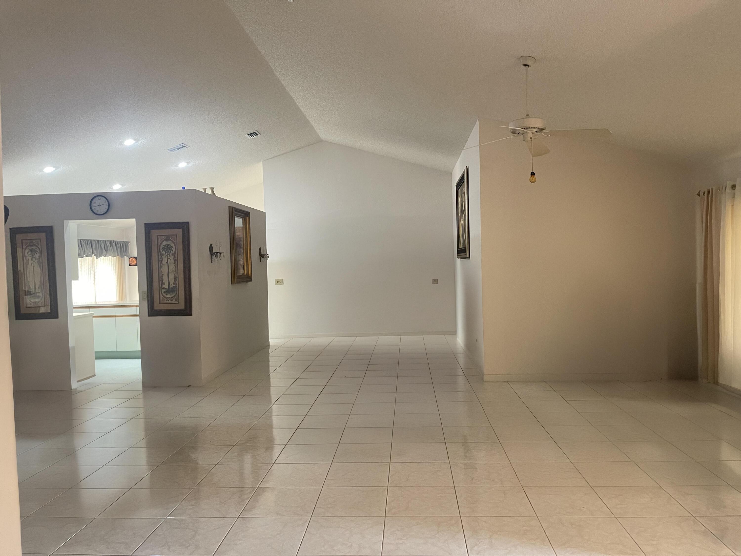 9525 El Clair Ranch Road, Boynton Beach, FL 33437, Boynton Beach - Photo 2