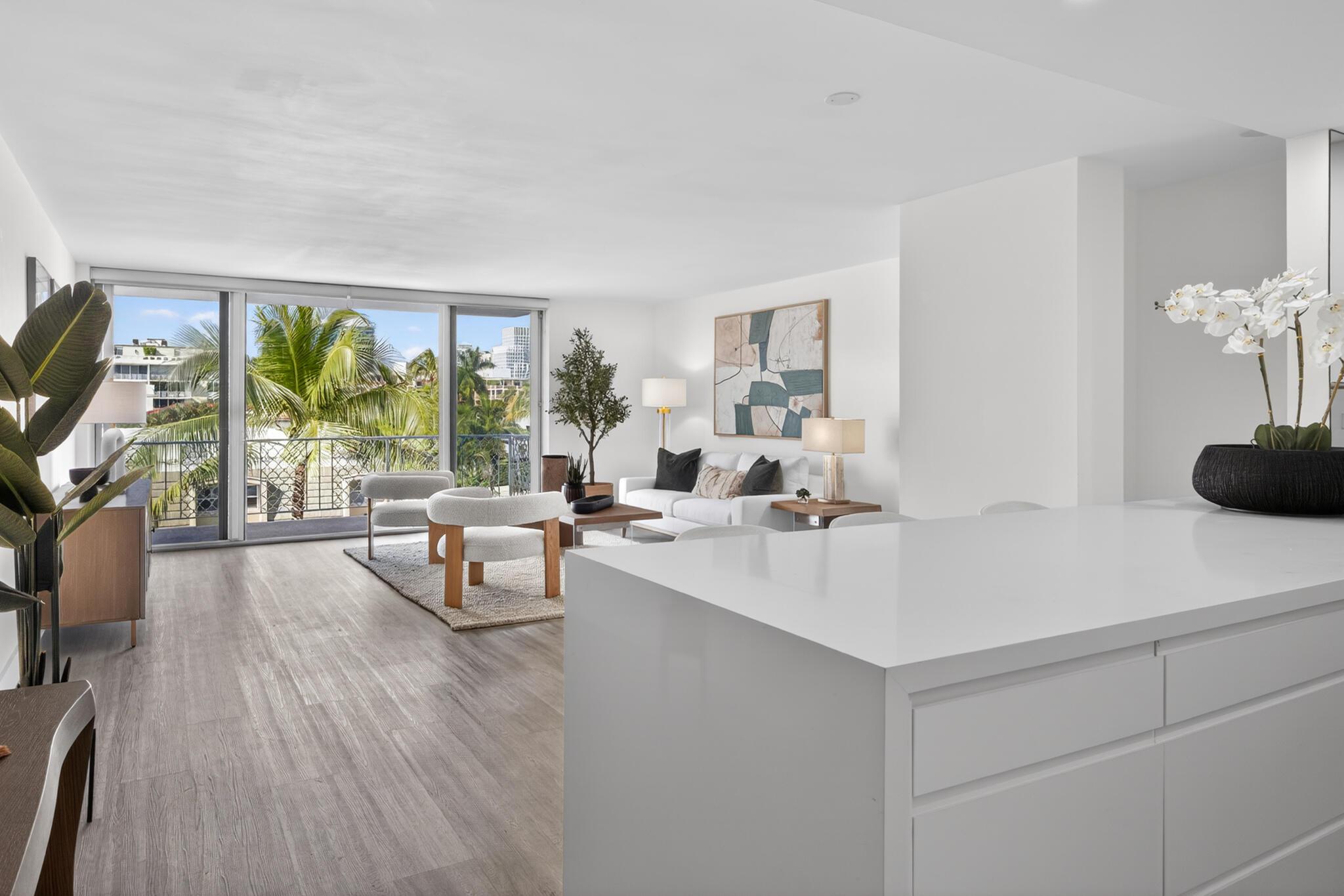 354 Chilean Avenue 4d, Palm Beach, FL 33480, Palm Beach - Photo 3