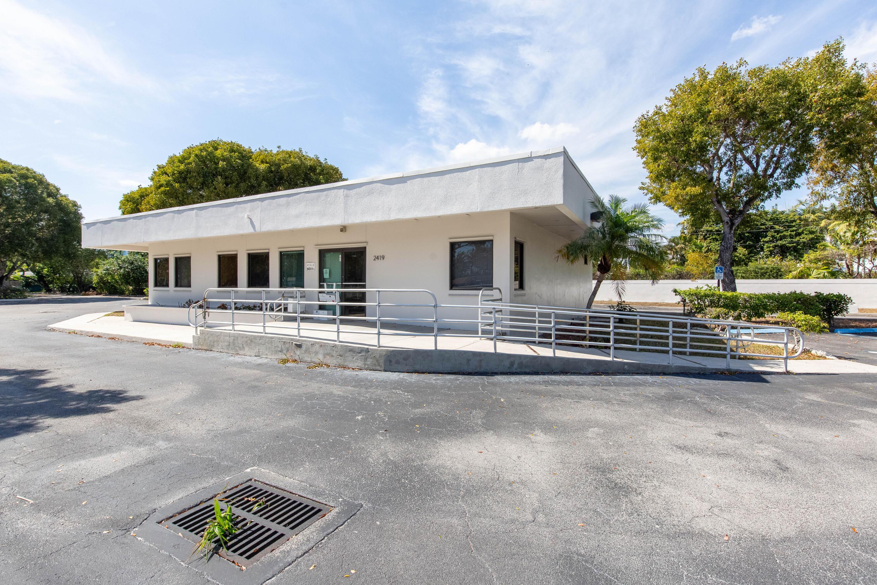2419 S Seacrest Boulevard, Boynton Beach, FL 33435, Boynton Beach