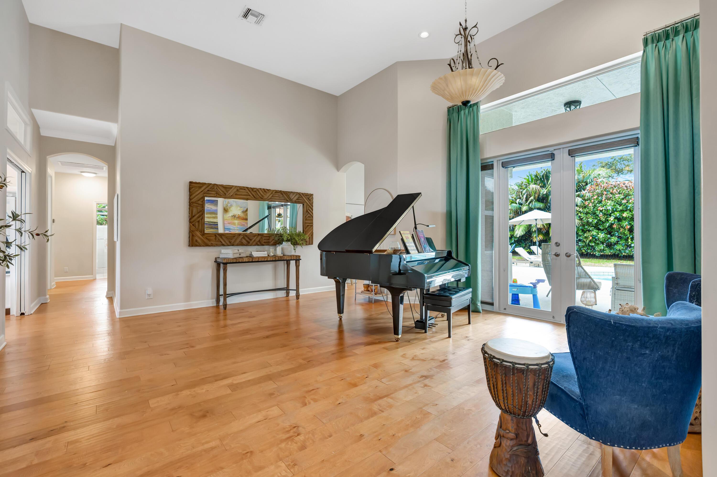 18938 SE Loxahatchee River Road, Jupiter, FL 33458, Jupiter - Photo 5